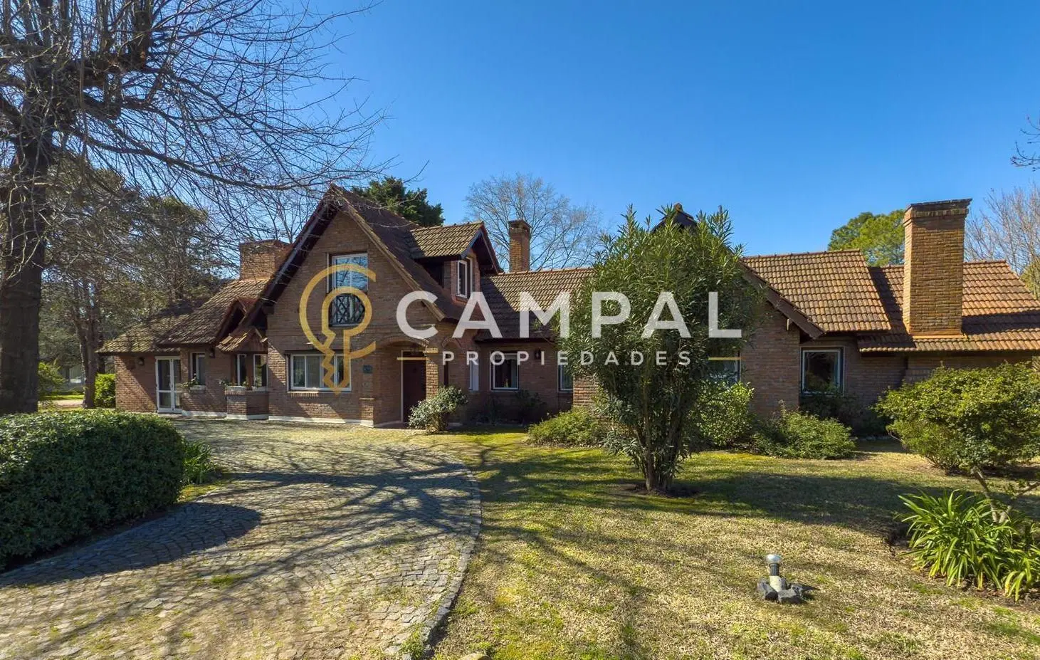 Casa Chalet  en Venta en San Diego, Francisco Álvarez, Moreno 2