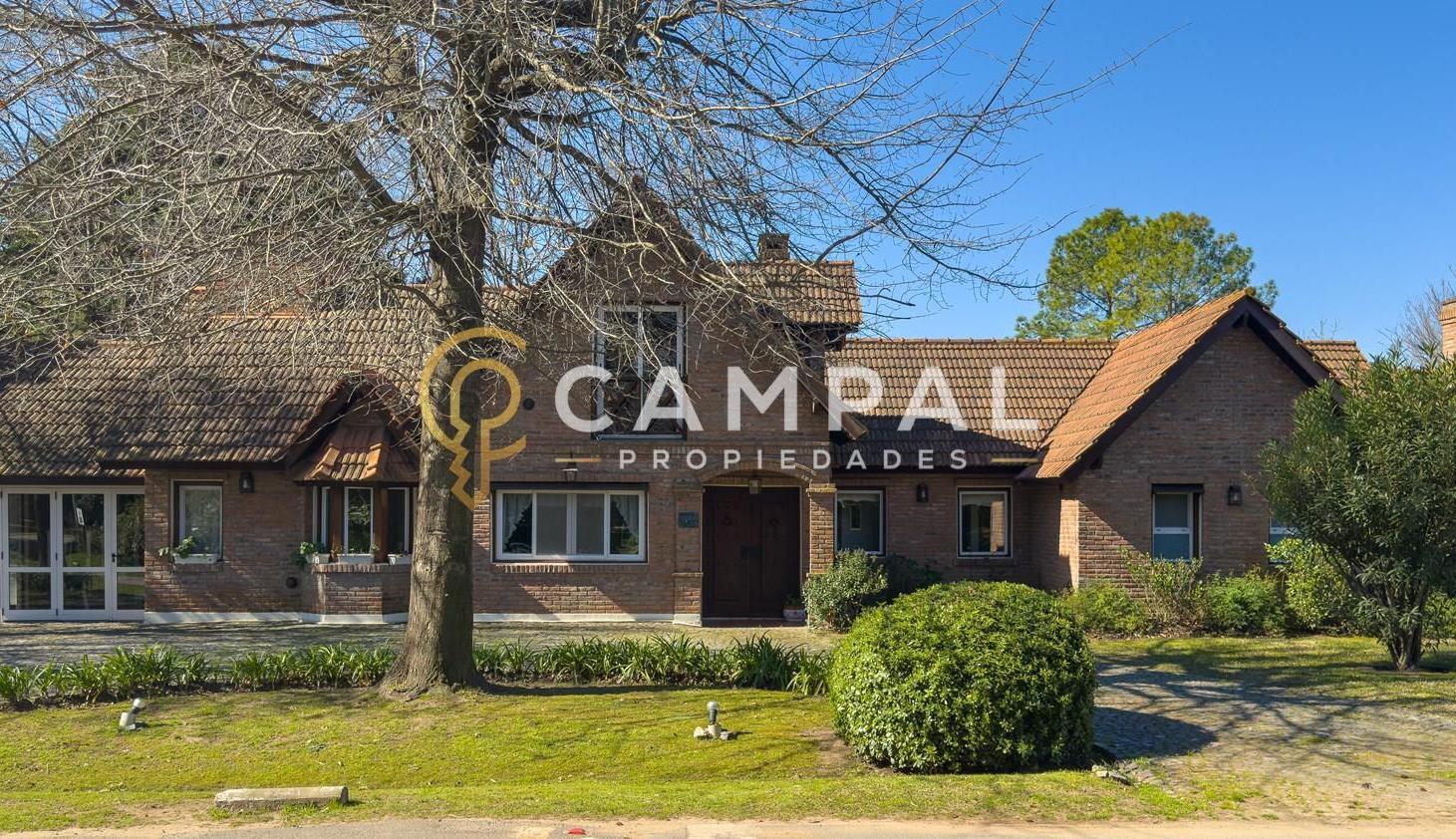 Casa Chalet en Venta en San Diego, Francisco Álvarez, Moreno