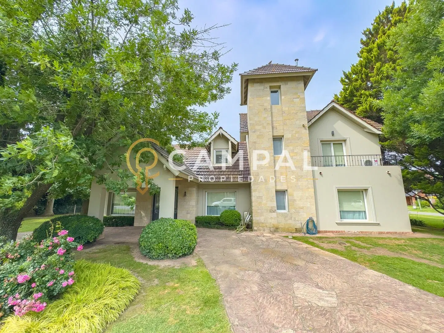 Casa Chalet  en Venta en San Diego, Francisco Álvarez, Moreno 2