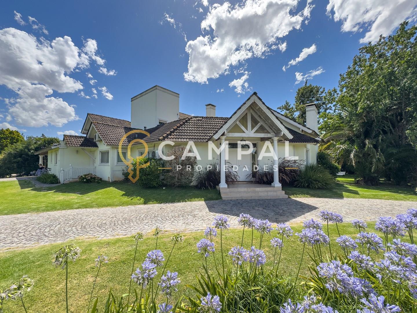 Casa Chalet en Venta en San Diego, Francisco Álvarez, Moreno