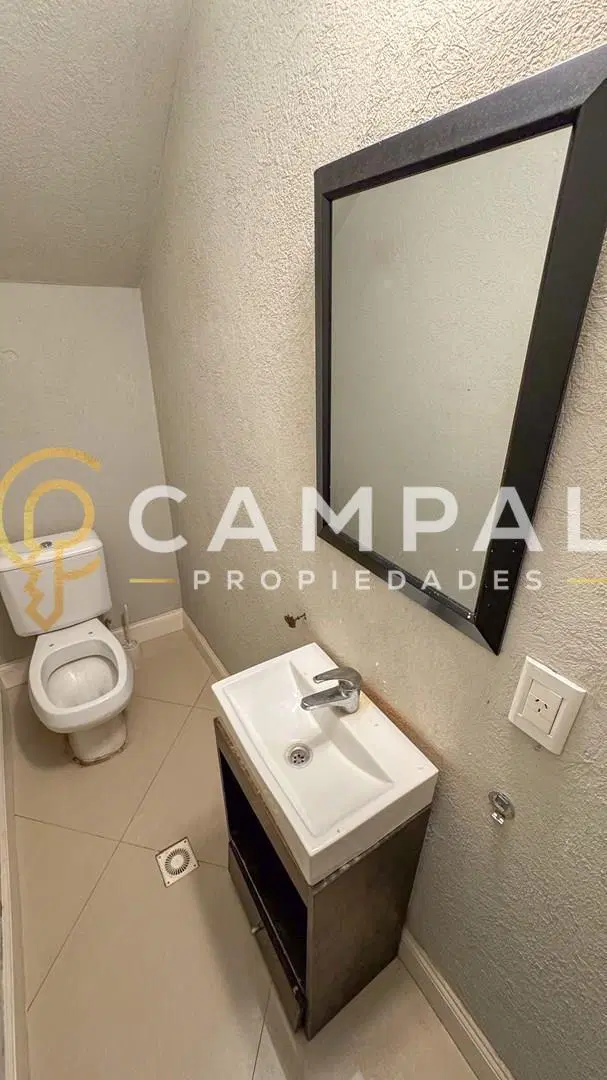 Casa  en Venta en Banco Provincia, Francisco Álvarez, Moreno 4