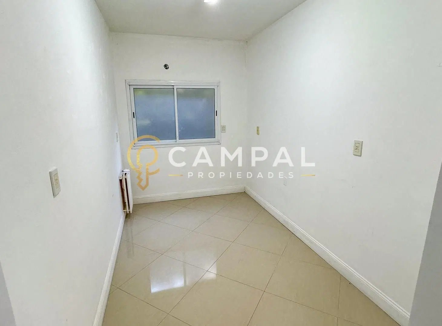 Casa  en Venta en Banco Provincia, Francisco Álvarez, Moreno 2