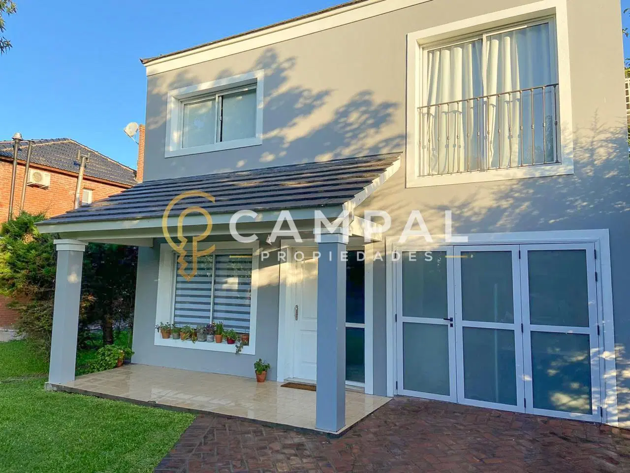 Casa Moderna en Venta en Country Banco Provincia 5