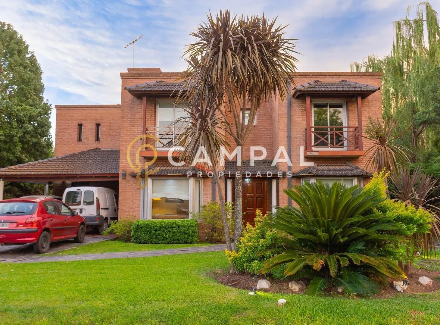 Casa Chalet  en Alquiler en Banco Provincia, Francisco Álvarez, Moreno 3