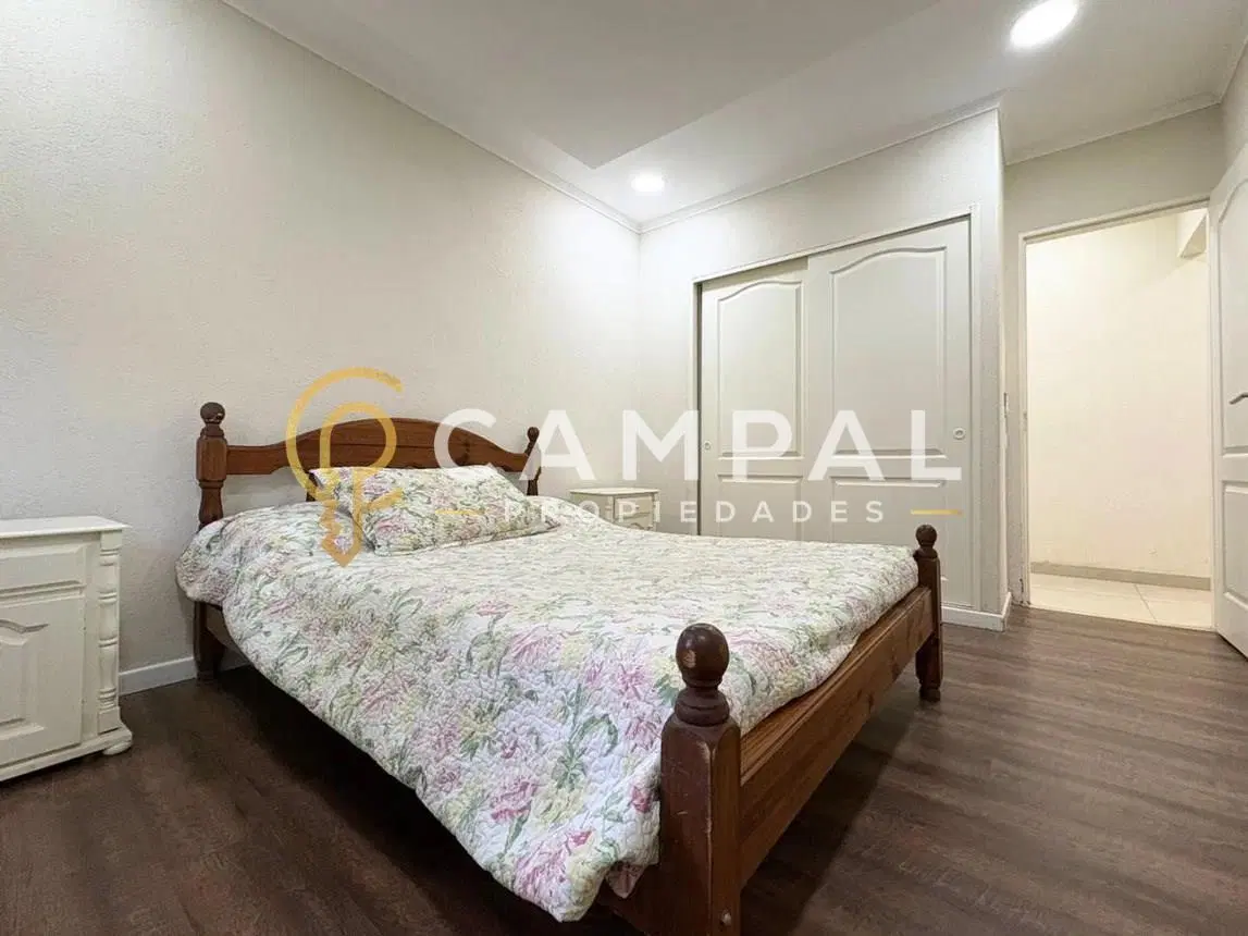 Casa Chalet  en Venta en Banco Provincia, Francisco Álvarez, Moreno 4