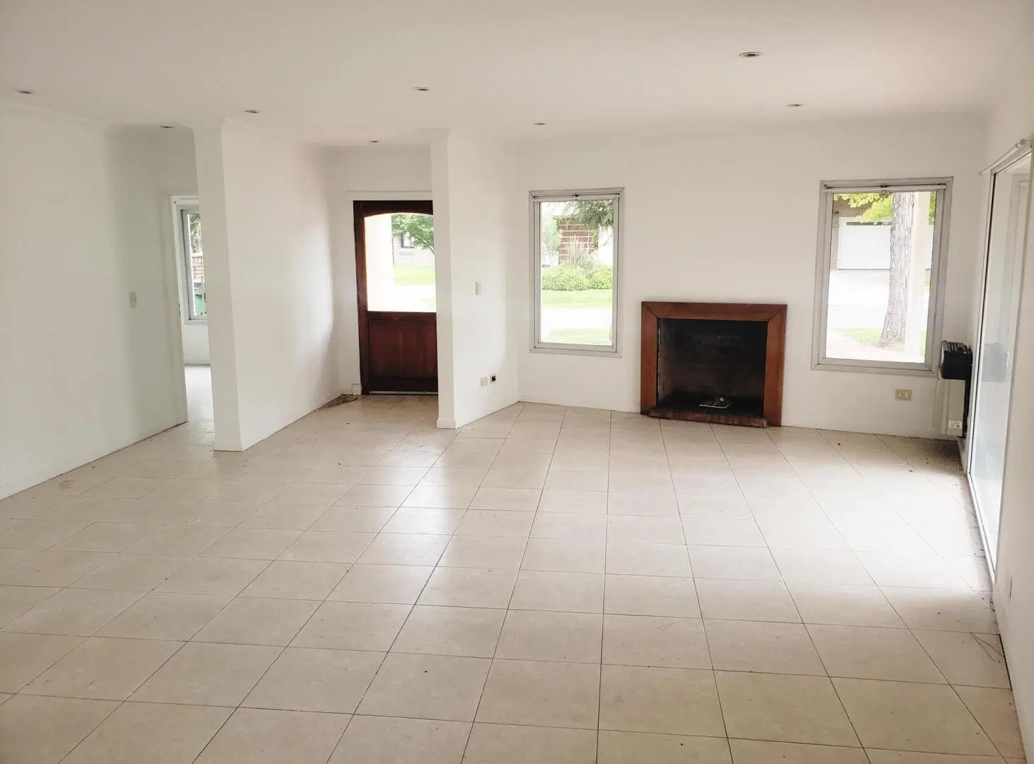 Chalet de 4 Dormitorios en Venta - Country Banco Provincia, Moreno, G.B.A. Zona Oeste 4