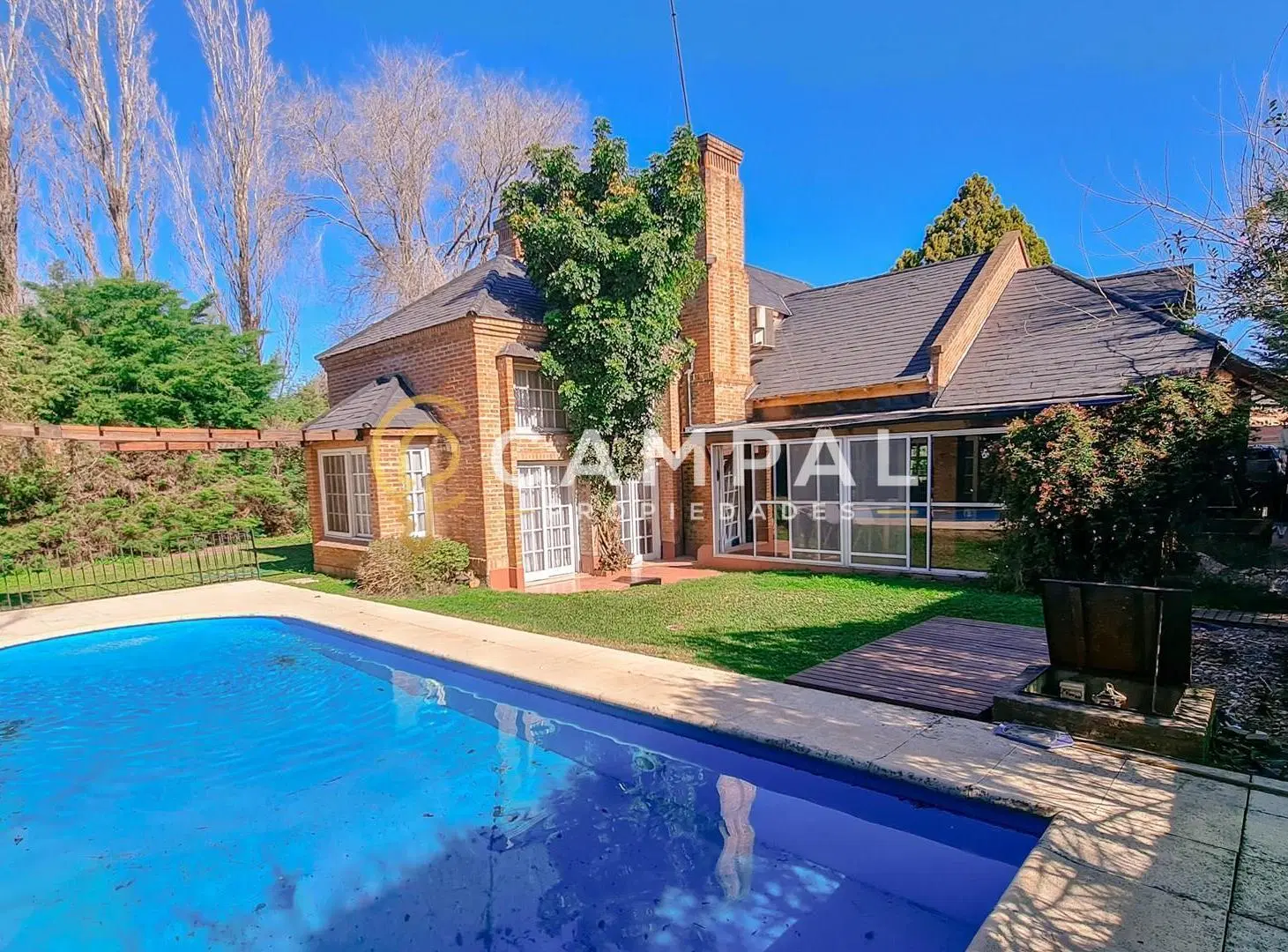Casa Chalet  en Venta en Banco Provincia, Francisco Álvarez, Moreno 5