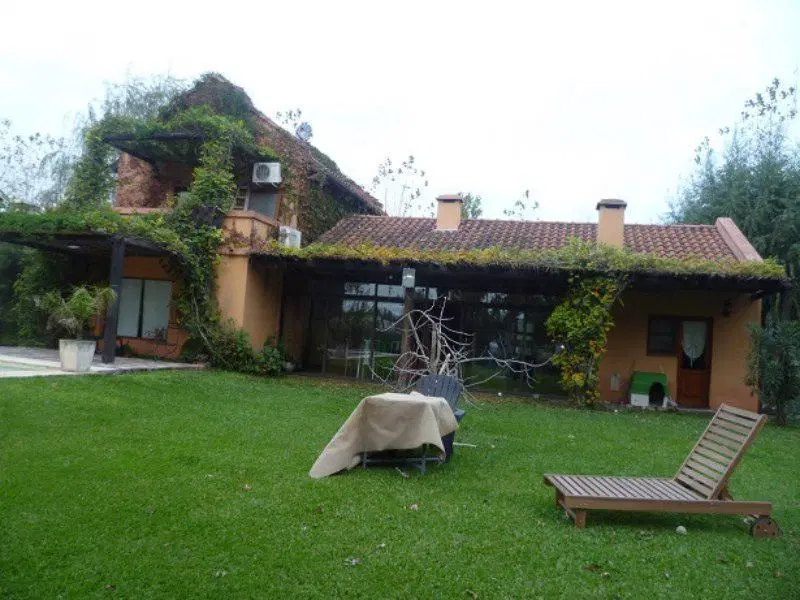 Casa en Venta ubicado en Campos de Alvarez, Francisco Álvarez, Moreno 5