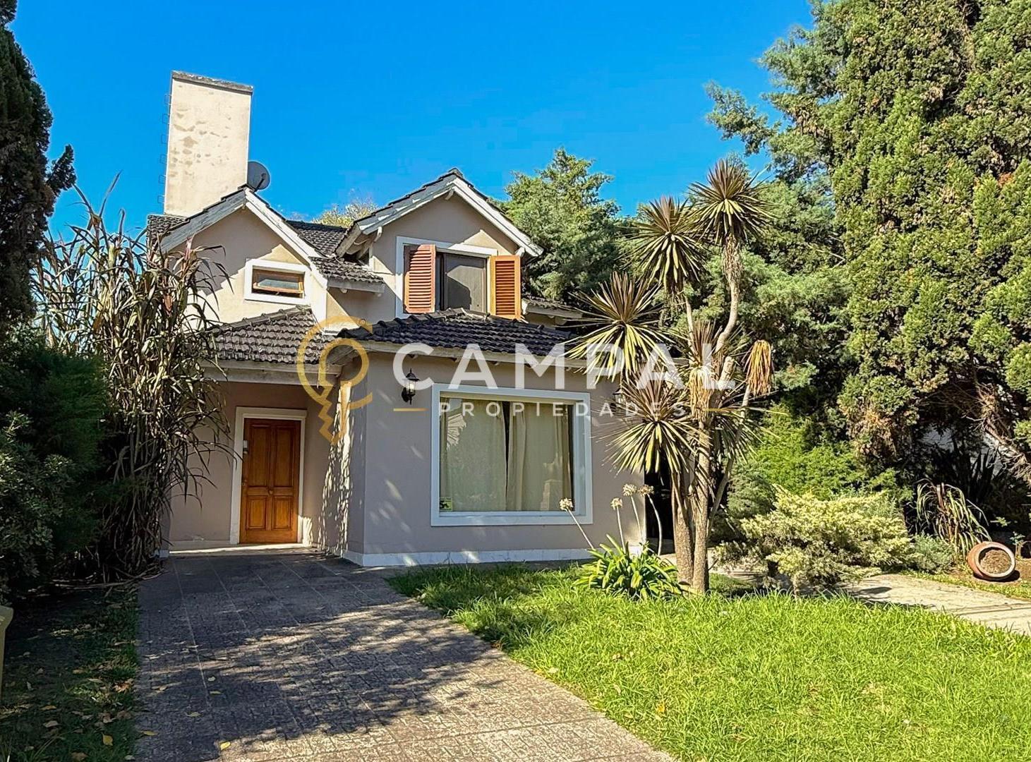 Casa Chalet  en Alquiler en Banco Provincia, Francisco Álvarez, Moreno