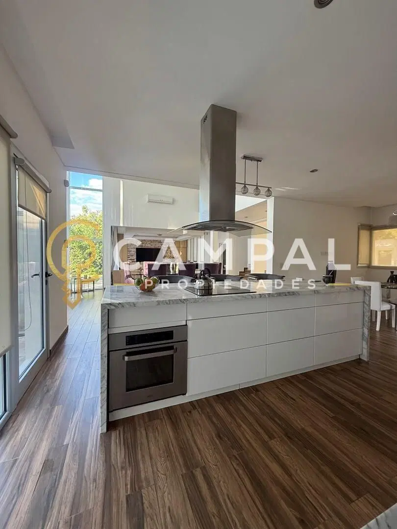 Casa  en Alquiler en San Diego, Francisco Álvarez, Moreno 4