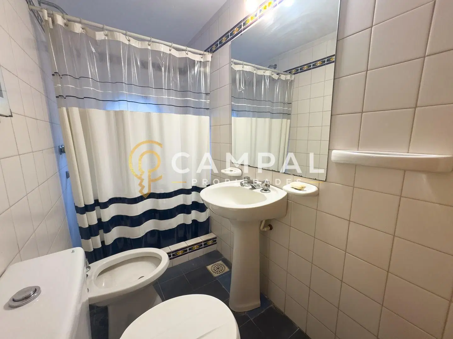 Casa  en Venta en Banco Provincia, Francisco Álvarez, Moreno 5