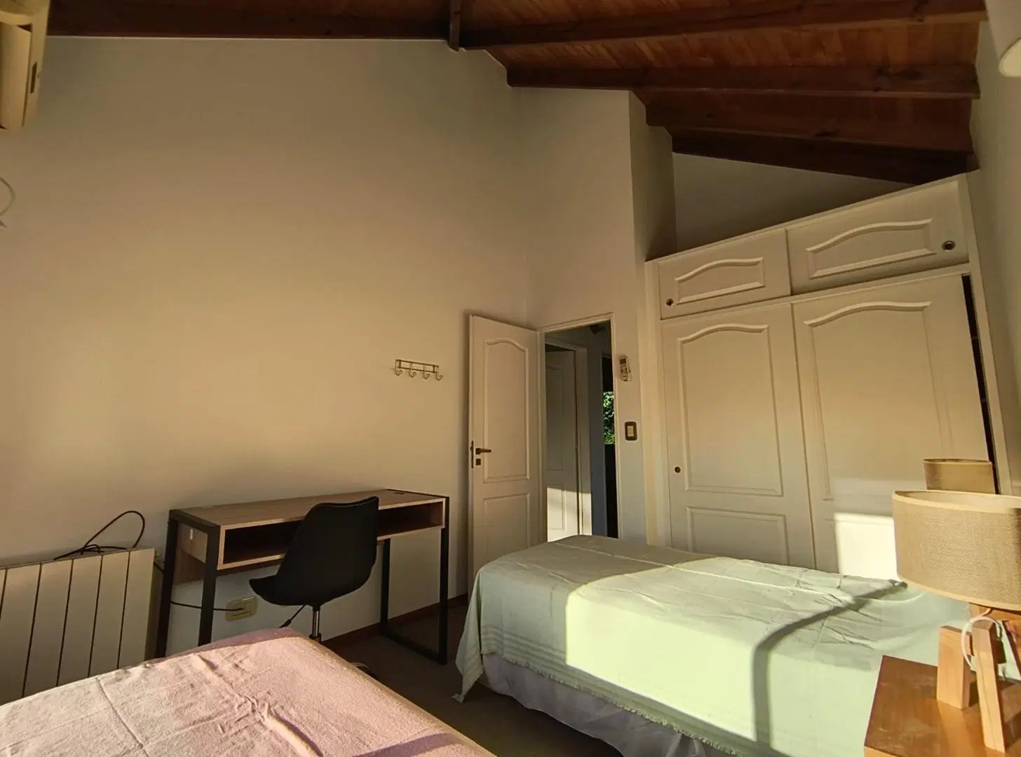 Casa Chalet  en Alquiler en Banco Provincia, Francisco Álvarez, Moreno 4
