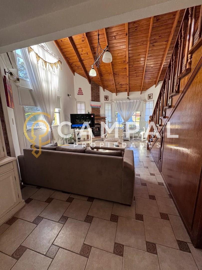 Foto de Casa Chalet en Alquiler en Banco Provincia, Francisco Álvarez, Moreno, imagen 1
