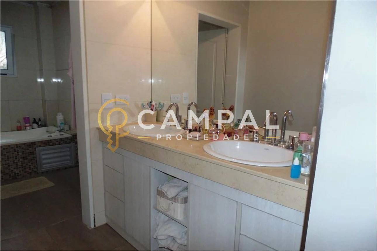 Foto de Casa en Venta en La Cesarina, General Rodríguez, G.B.A. Zona Oeste, imagen 5