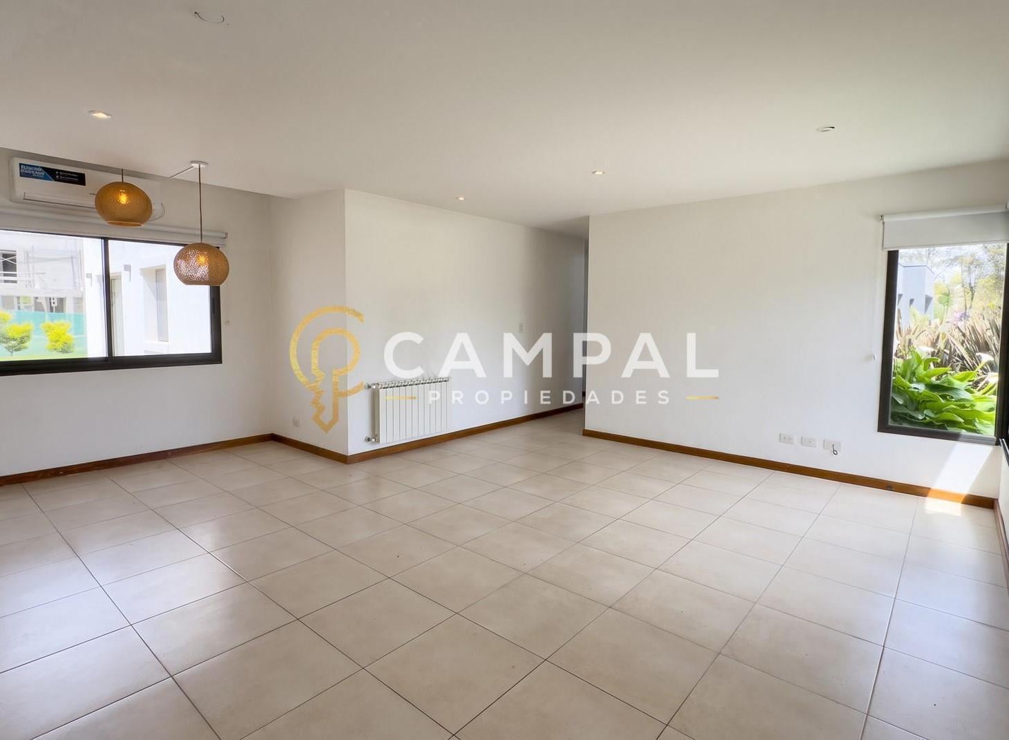 Foto de Casa en Venta en La Cesarina, General Rodríguez, G.B.A. Zona Oeste, imagen 2