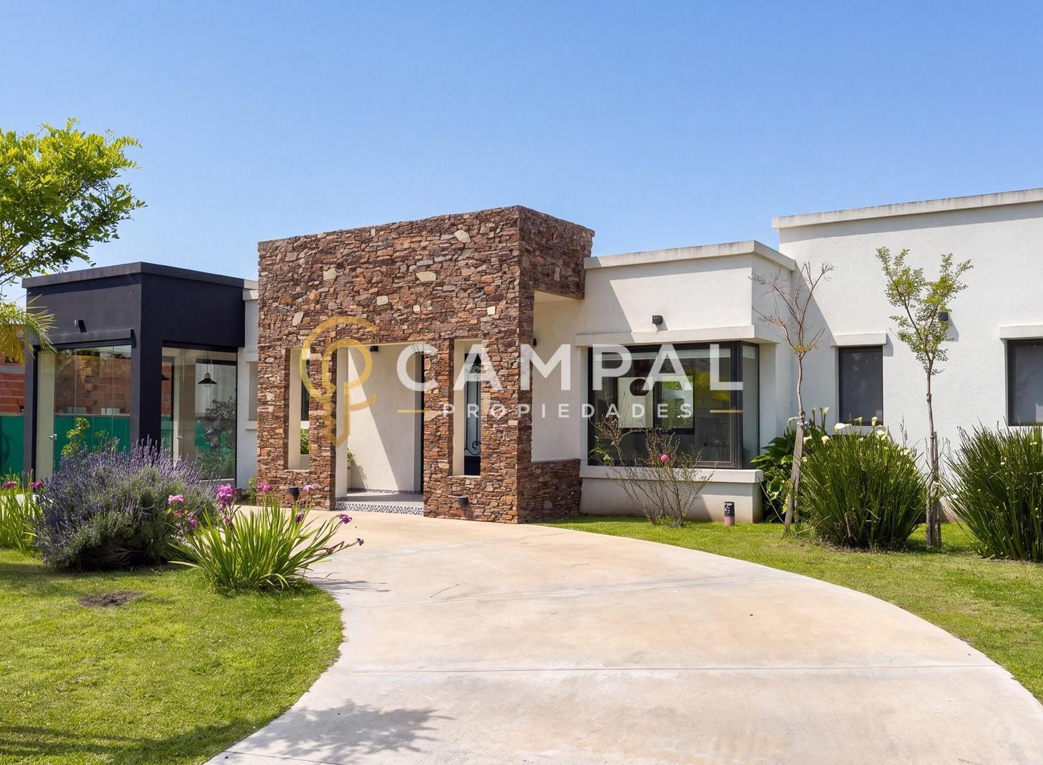 Foto de Casa en Venta en La Cesarina, General Rodríguez, G.B.A. Zona Oeste, imagen 1