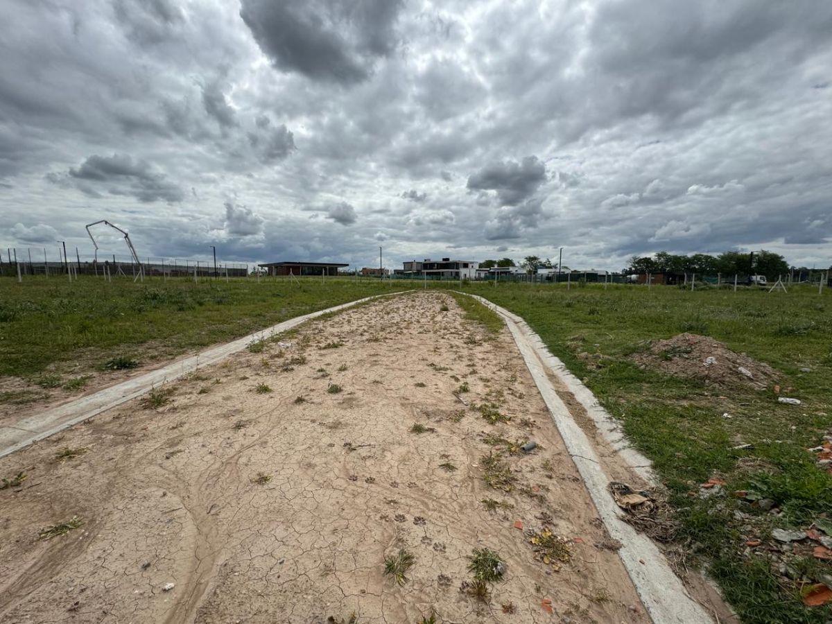 Foto de Lote en Barrio con Porton, imagen 3