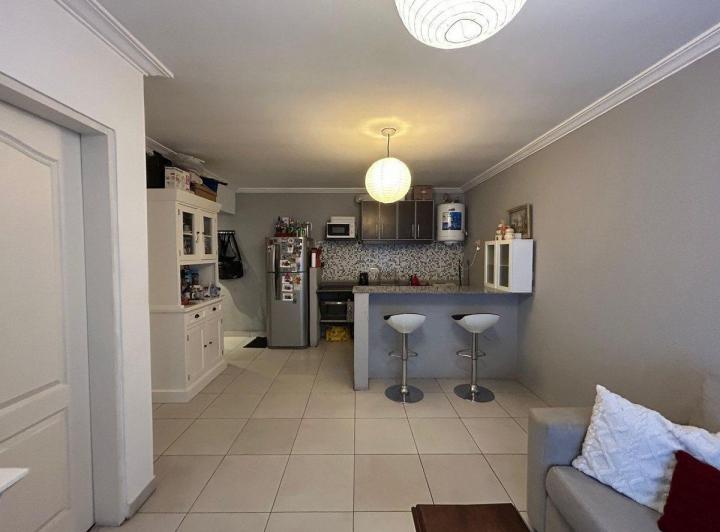 VENTA DEPARTAMENTO 2 AMBIENTES CON COCHERA -MUÑIZ 4