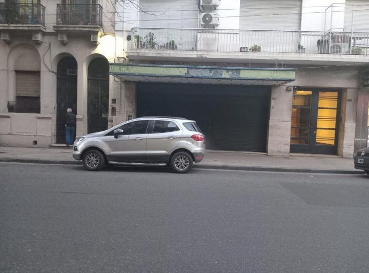 ALQUILER LOCAL A LA CALLE EN CONSTITUCION CABA 2