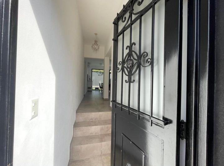 IMPECABLE CASA EN VENTA EN CAPILLA DEL SEÑOR 4