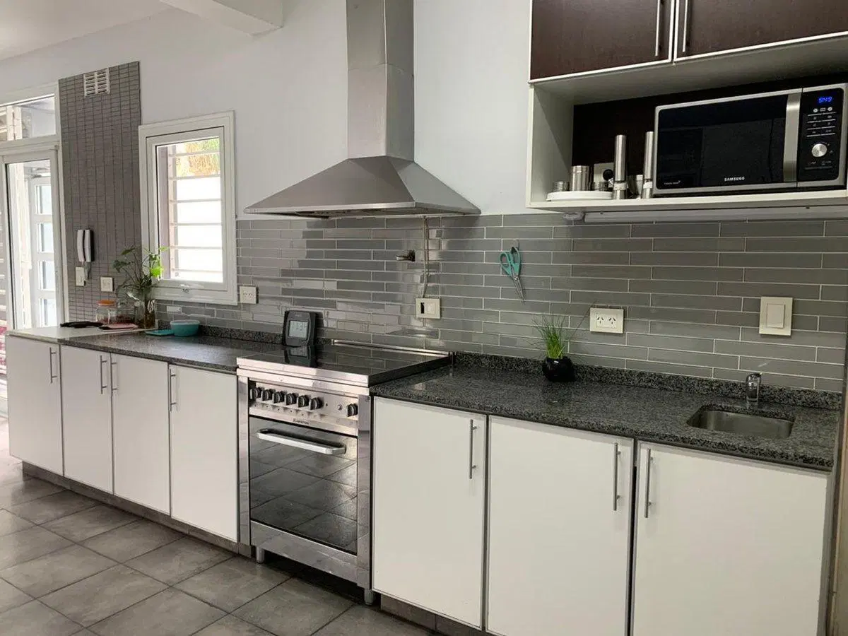 VENTA CASA OLIVOS 4 DORMITORIOS 2