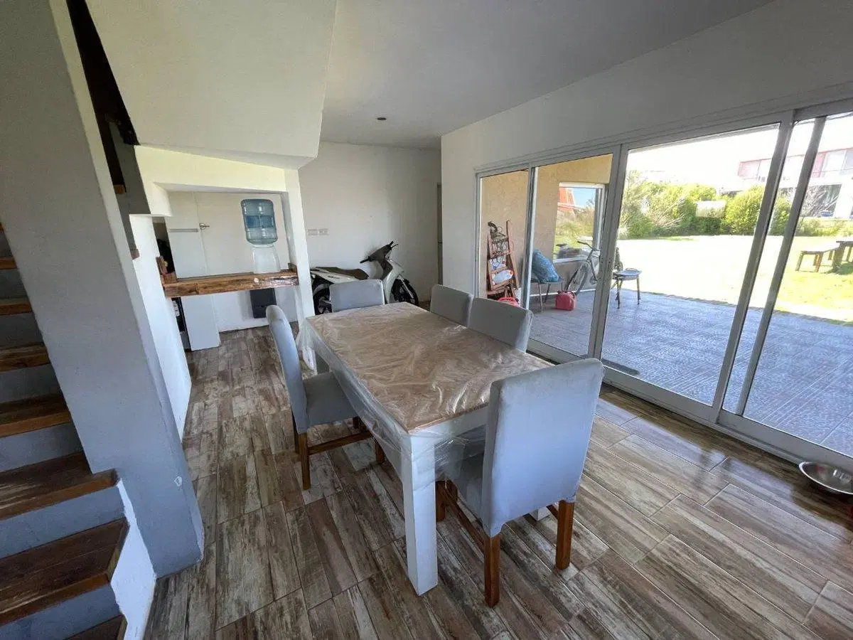 VENTA CASA 5 AMBIENTES  BAN SEBASTIAN OPORTUNIDAD 4