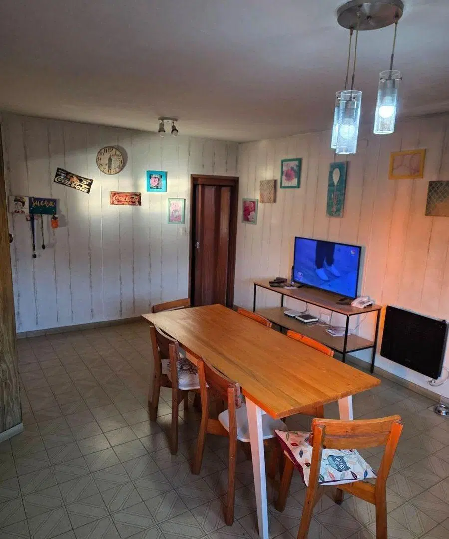 VENTA CASA CON QUINCHO Y PILETA JOSE C PAZ 5