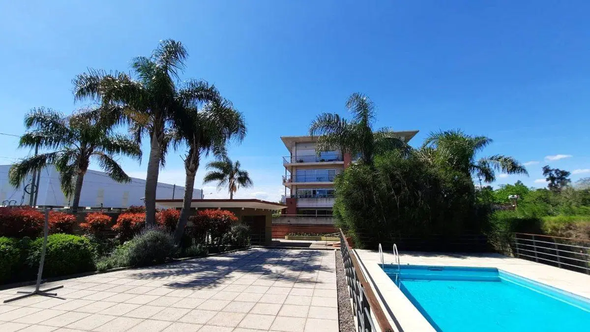 VENTA DEPARTAMENTO MONOAMBIENTE COCHERA PILAR 3