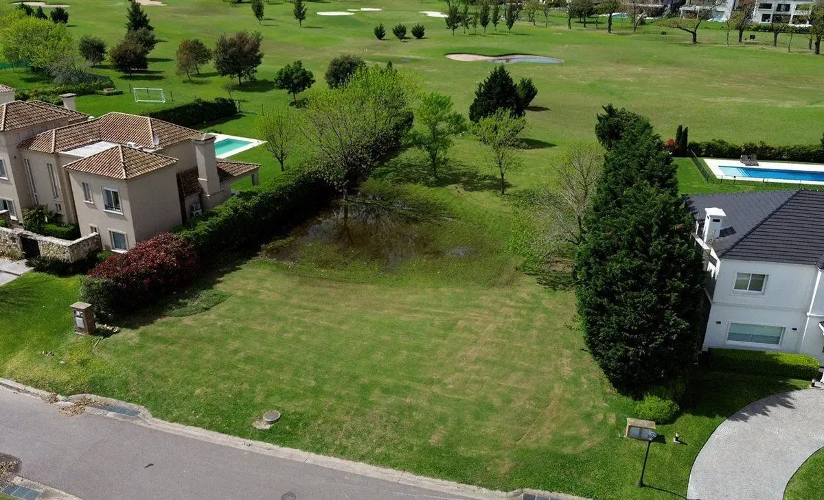 VENTA DE LOTE ESCOBAR HARAS SANTA MARIA LAS LOMAS 4