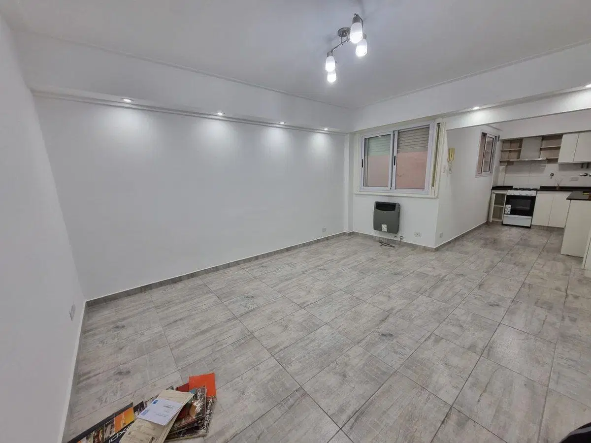 VENTA DEPARTAMENTO TRES AMBIENTES CABALLITO 5