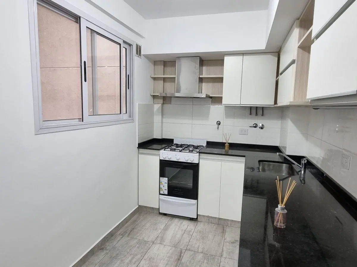 VENTA DEPARTAMENTO TRES AMBIENTES CABALLITO 3