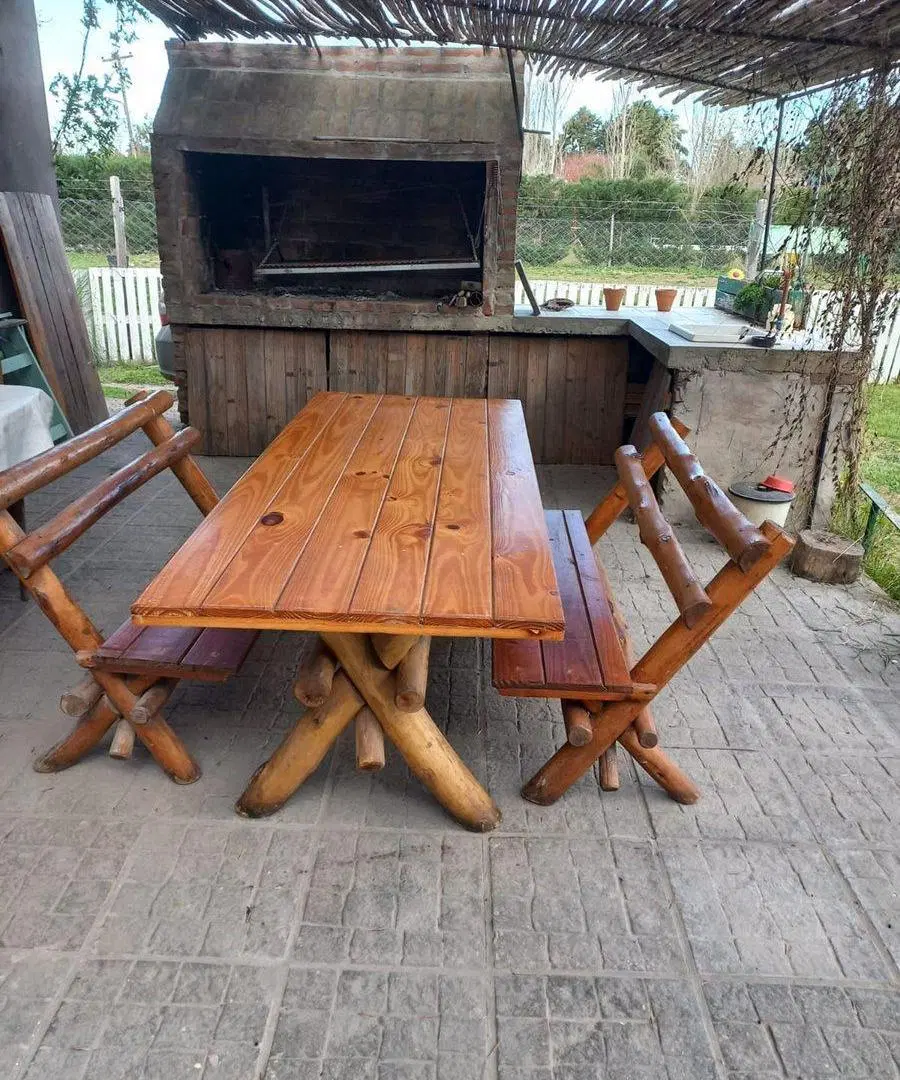 VENTA CASA 3 AMB PARQUE PILETA Y QUINCHO P. SAKURA 4