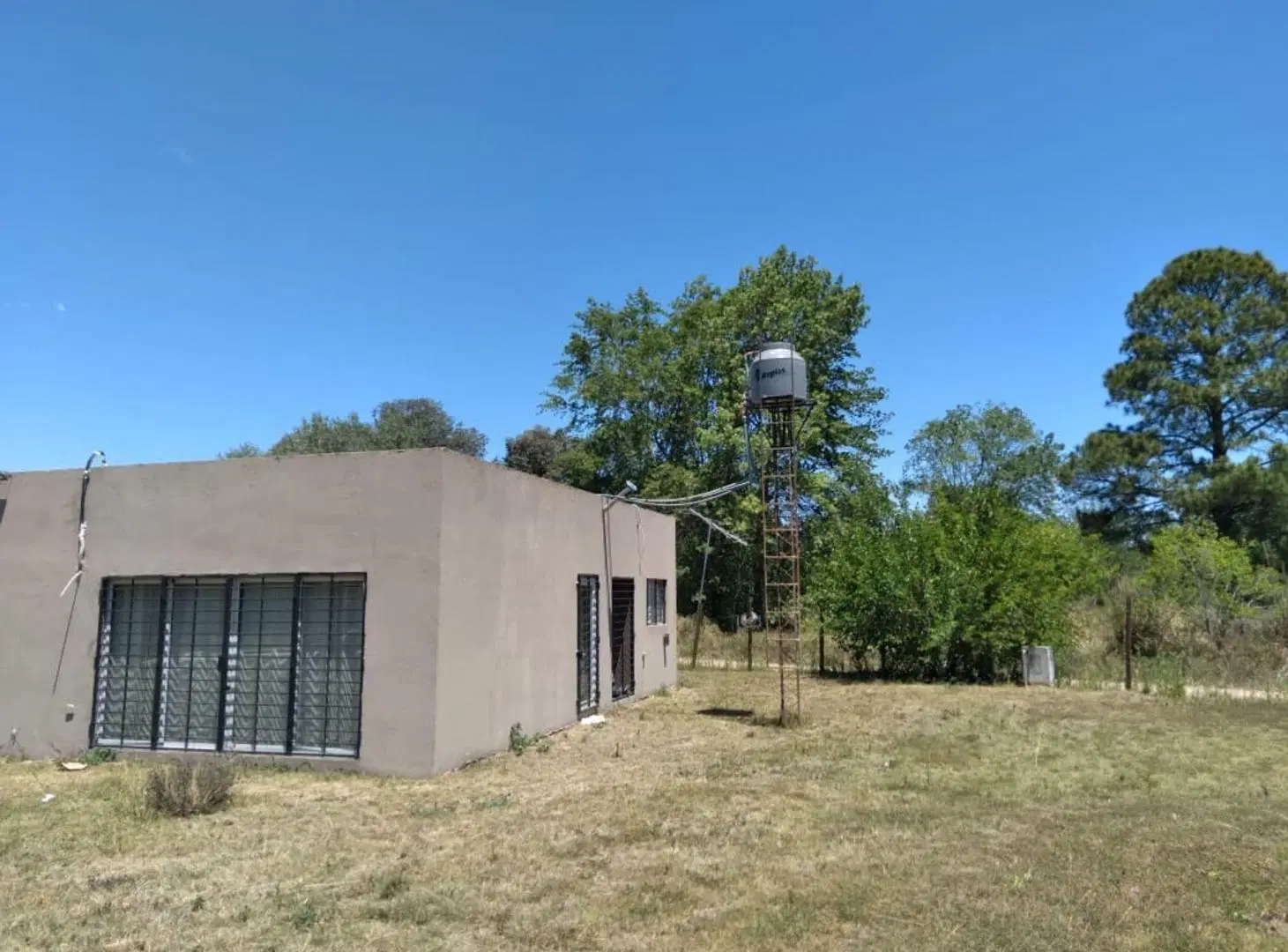Casa 3 Ambientes 1500 m2 Exaltación de la Cruz 4