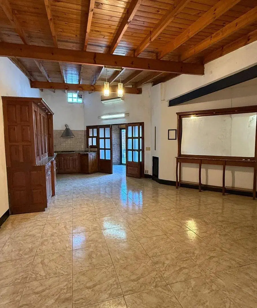 Casa + Oficina + Deposito + Coch Mercedes Centro 5