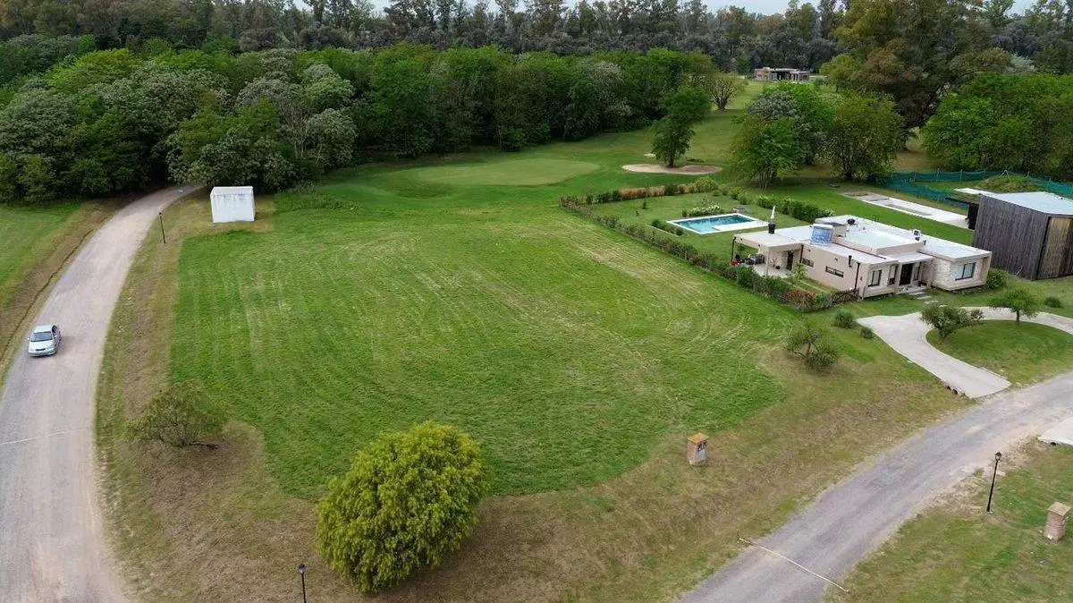 VENTA  MEDAL COUNTRY PILAR LOTE 1323 M2 FINANCIADO 2