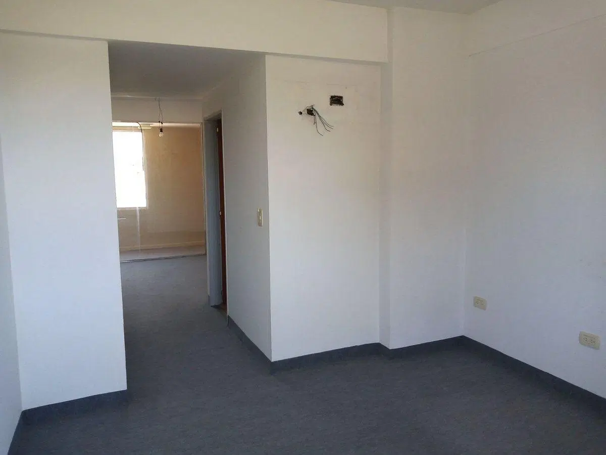OFICINA EN VENTA - KM 41 Pilar 4
