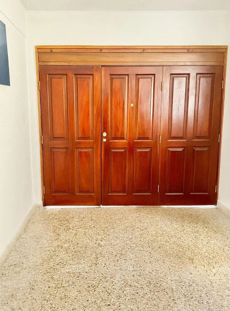 IMPONENTE CASA CENTRICA EN TORTUGUITAS 3