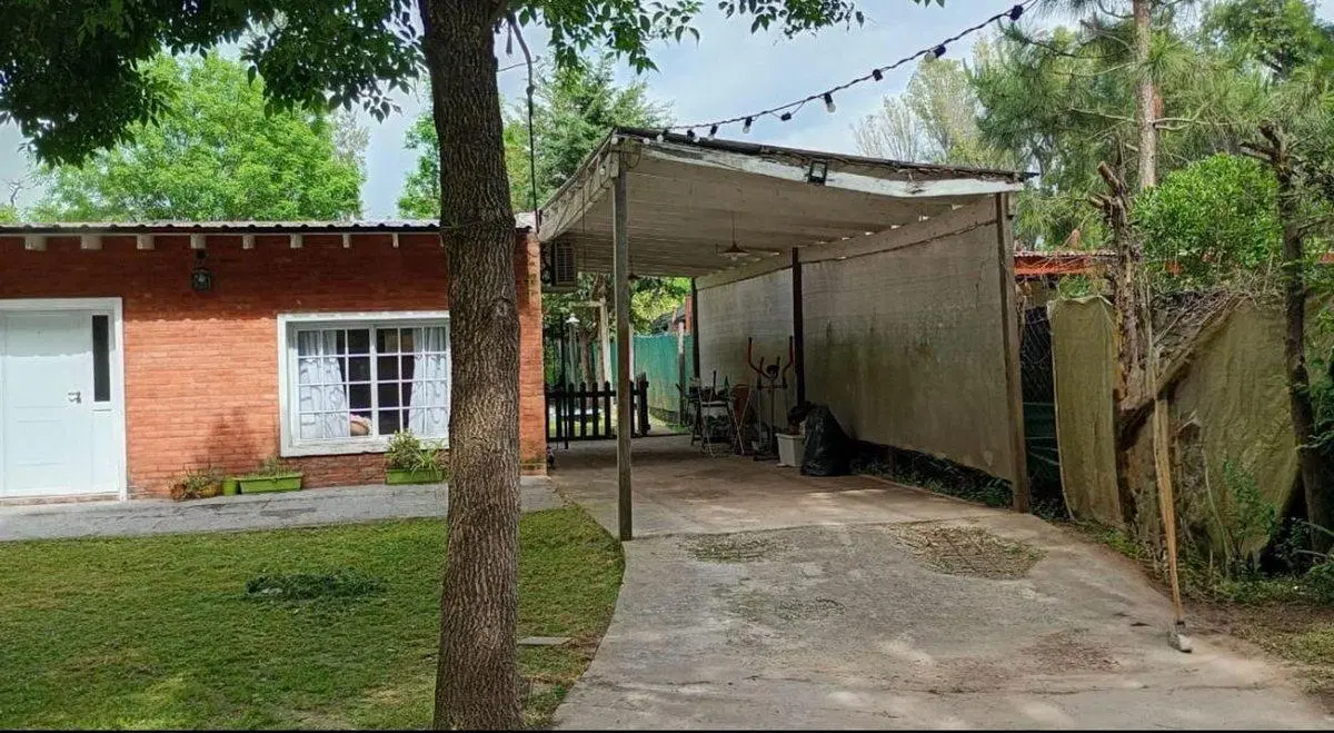 VENTA CASA 3 AMB LOS CARDALES PILETA QUINCHO PARQ 2