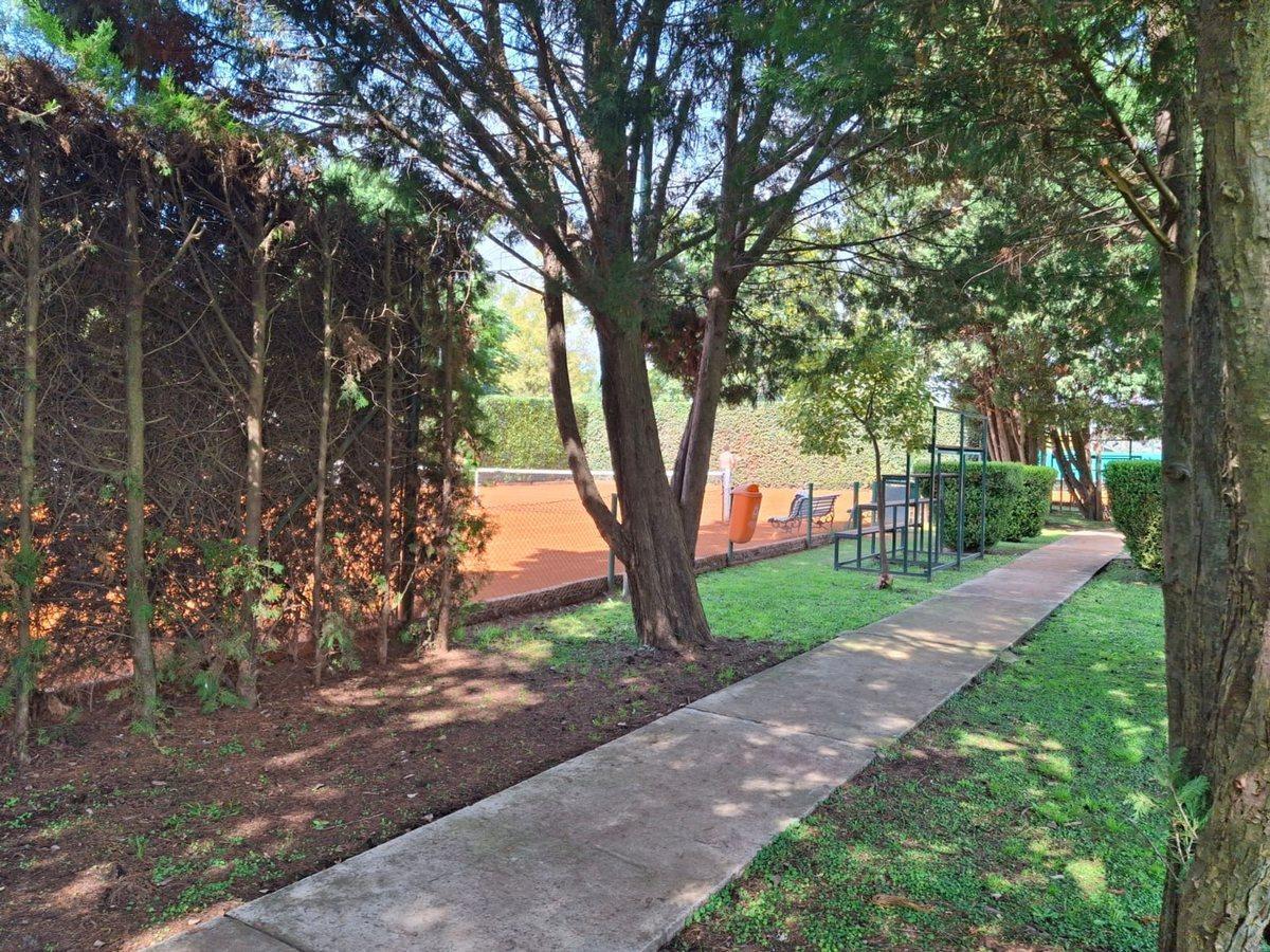 VENTA LOTE BARRIO EL AROMO ESCOBAR ACP.PERMUTA