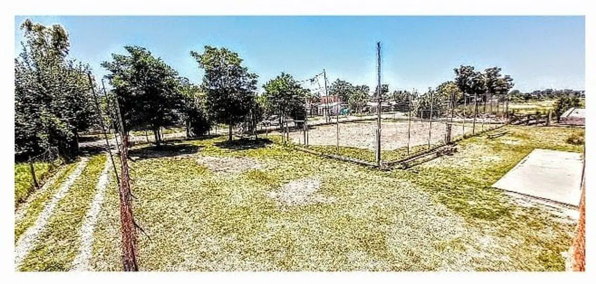 VENTA CASA CON DOS LOTES  DERQUI PILAR 4