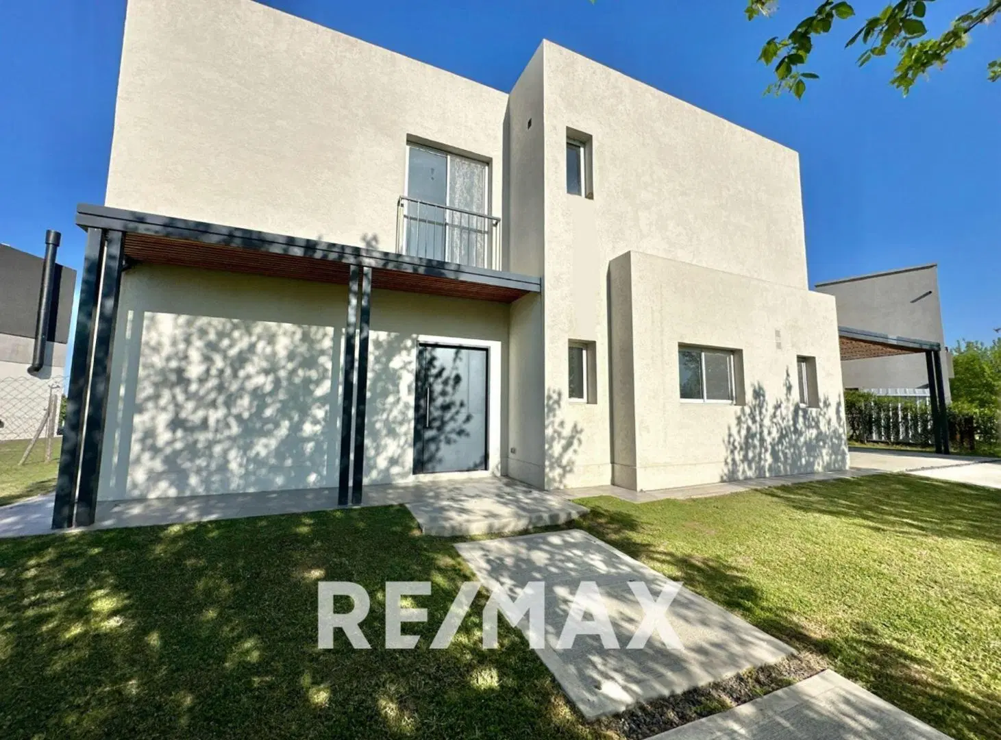 VENTA CASA 5AMB. A ESTRENAR EL CANTON GOLF FINANC 2