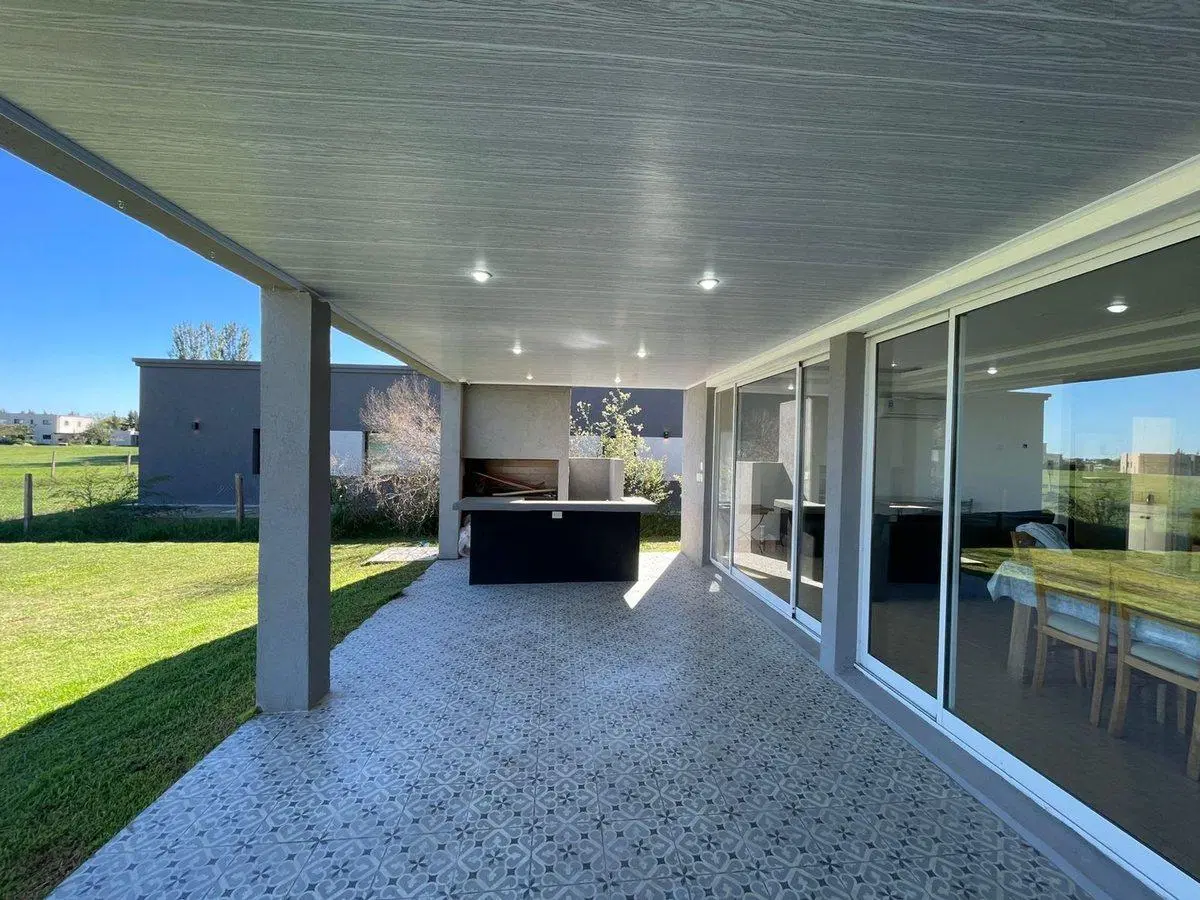 VENTA CASA 5 AMB SAN SEBASTIAN AREA 12 2