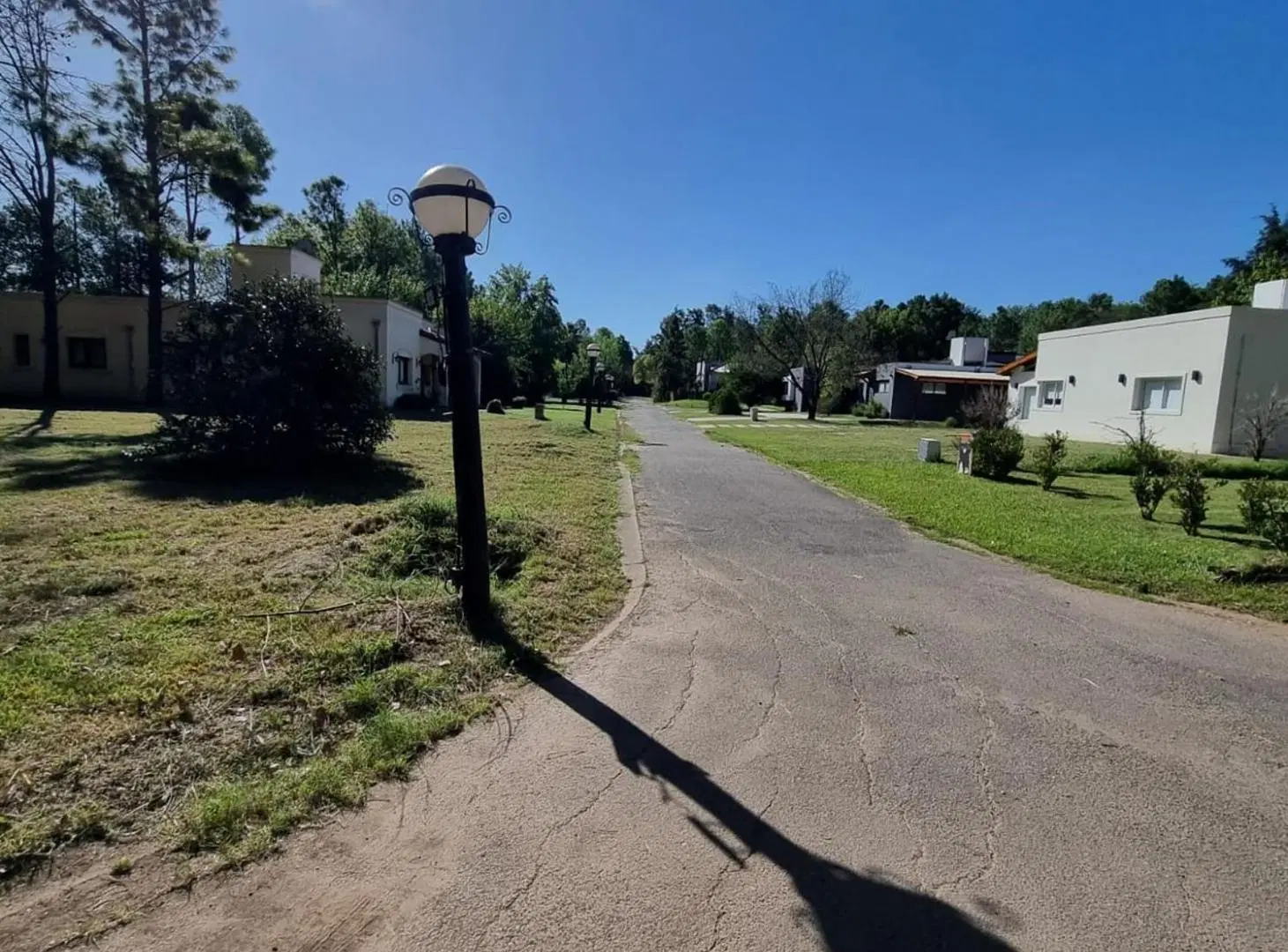 VENTA LOTE 973m2 PILAR CON ESCRITURA cerca accesos 5