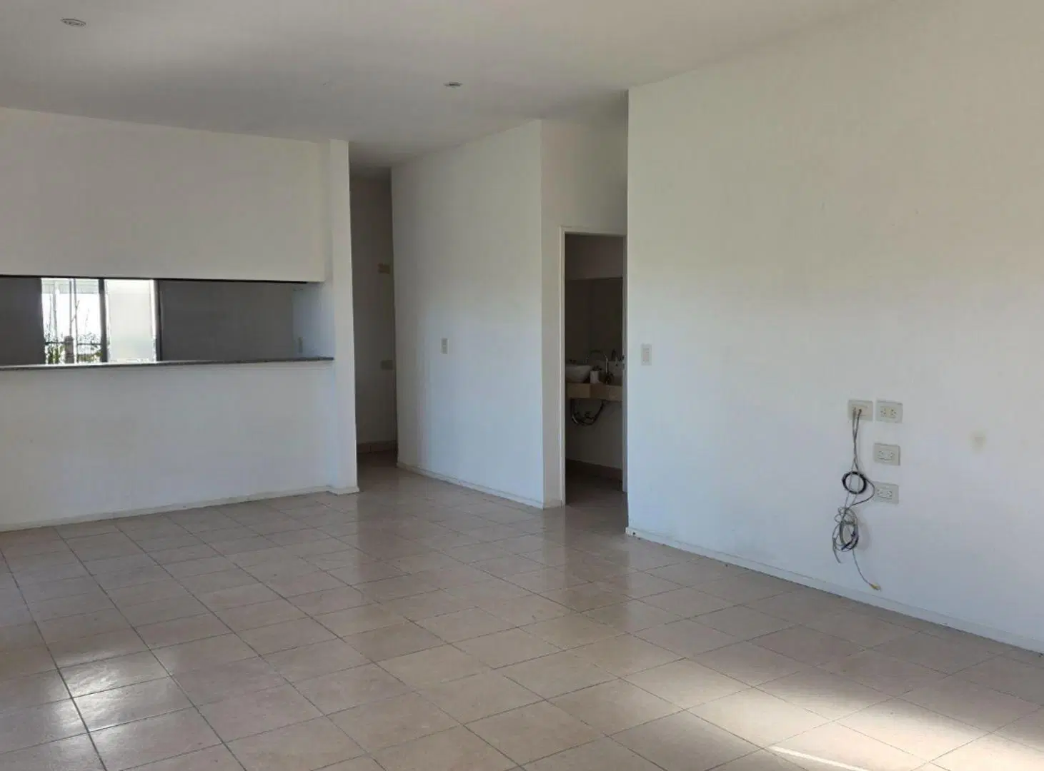 VENTA CASA 4AMB SAN EDUARDO, PILAR DEL ESTE 2