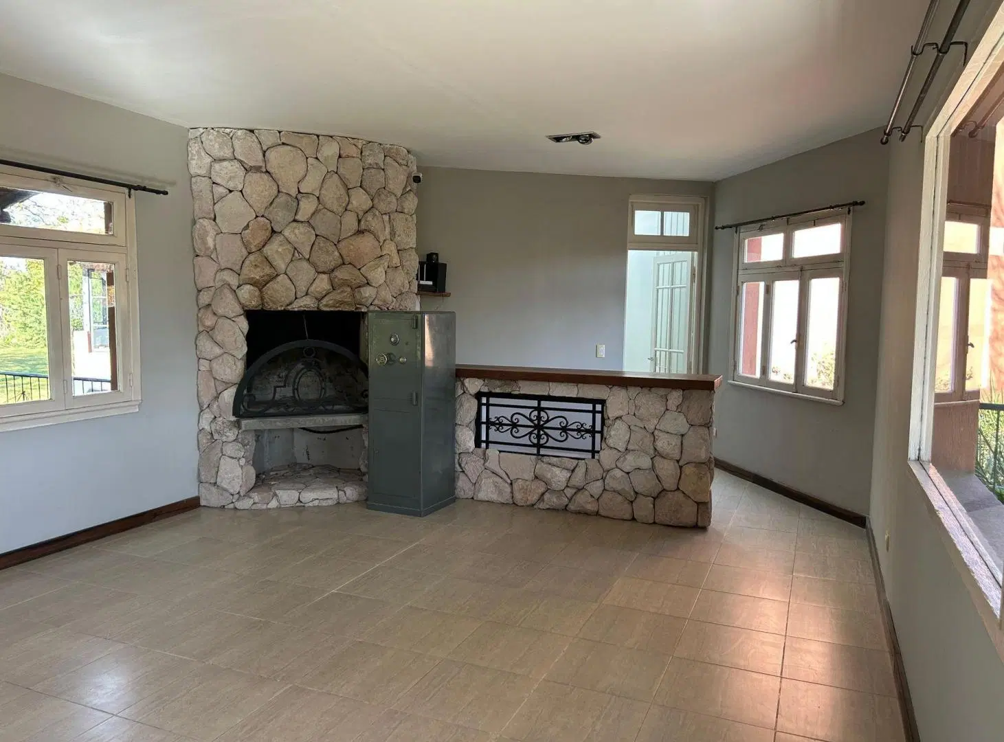 VENTA CASA 5 AMB LA QUEBRADA ZELAYA 3