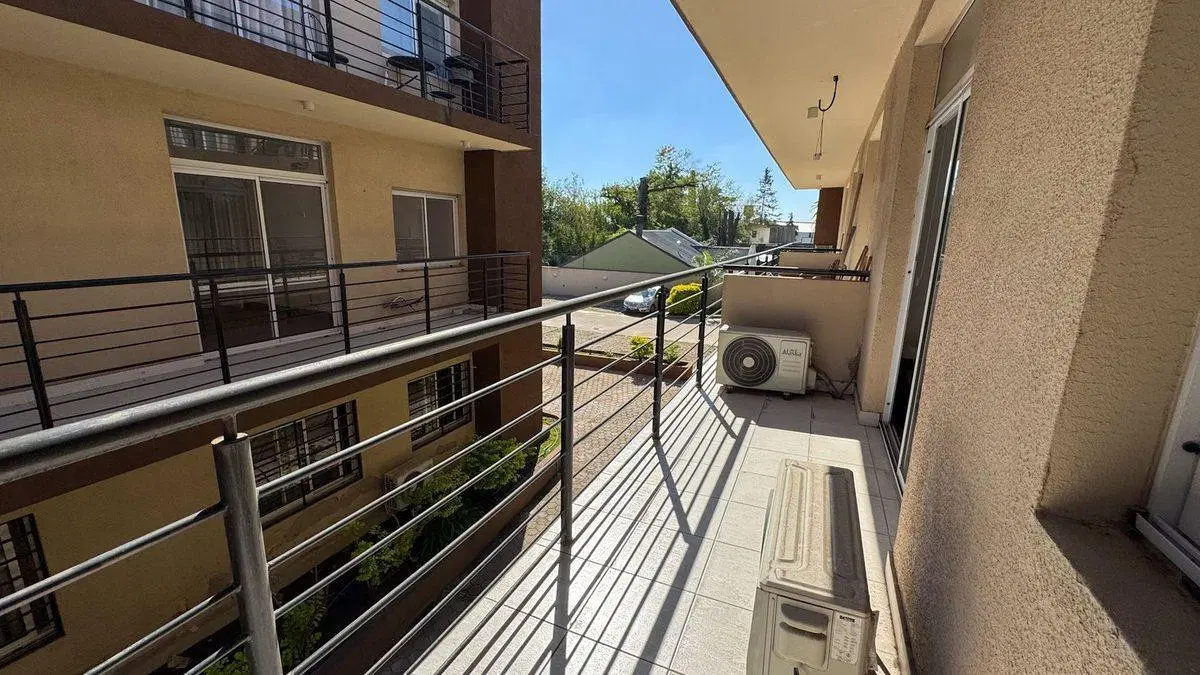 Departamento 2 ambientes Moreno a ESTRENAR cochera 4