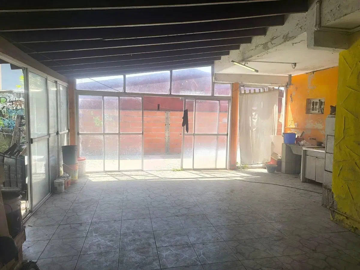 VENTA CASA A REFACCIONAR EN TORTUTIGAS 3