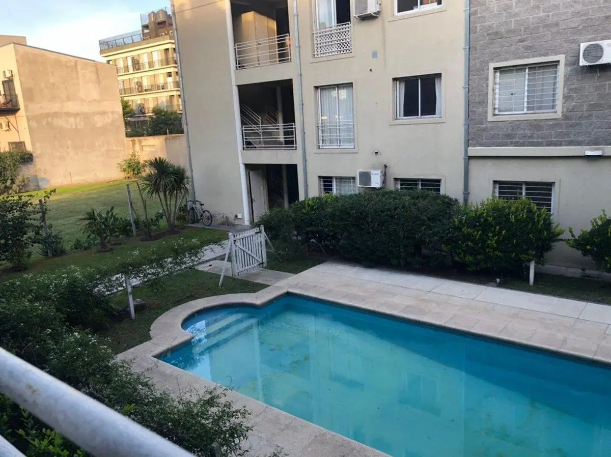 VENTA MONOAMBIENTE PILAR CON RENTA PILETA 3