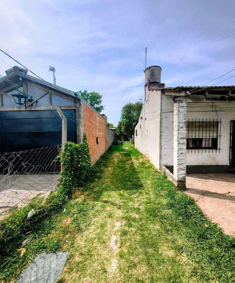 Venta casa multifamiliar PILAR DERQUI 460mtr total
