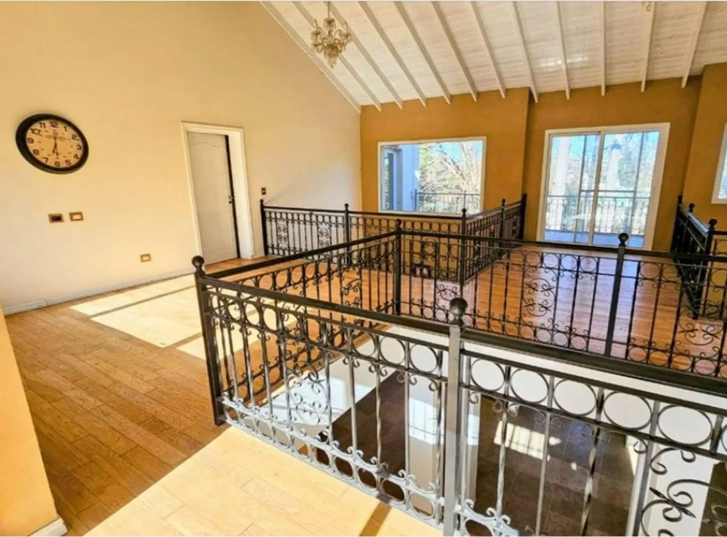 VENTA CASA 8 AMBIENTES GRAL RODRIGUEZ LA SOBERANA 3